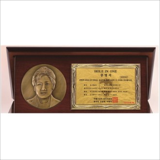 3D �� ���� ������ ũ����Ż