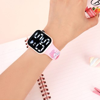 �긮�� �ʰ淮 LED ���ڽð�