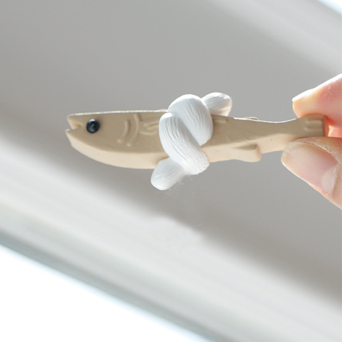 �׸��� �Ͼ� ������ ���������� 